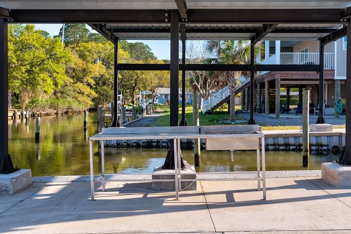 Vacation house for 8 people, with terrace, with pets in Dauphin Island