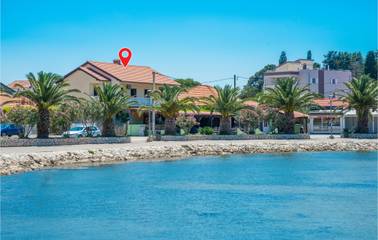 Ferienhaus für 10 Personen, mit Terrasse in Bibinje