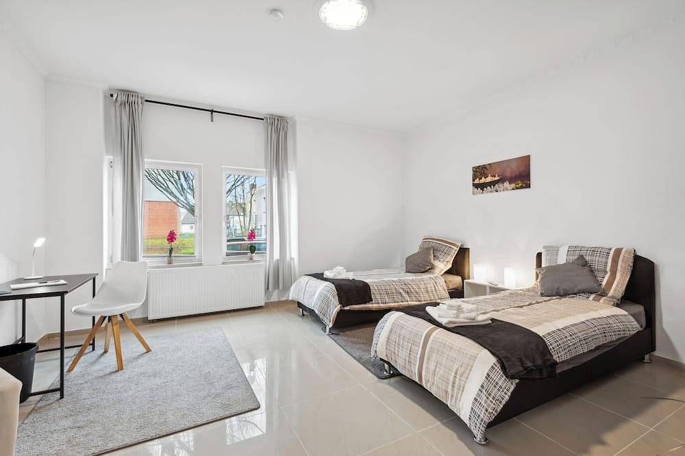 Ganze Wohnung, Zentrale Lage ... Ideal für Geschäftsleute, Monteure...3 Zimmer, Wlan, Smarttvs in Mettmann, Bergisches Land