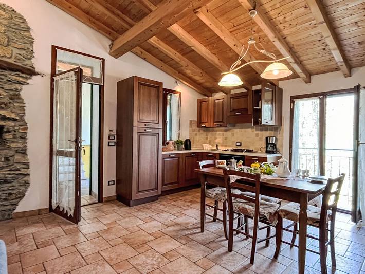 Ferienhaus für 4 Personen, mit Terrasse und Garten in Prelà - 3
