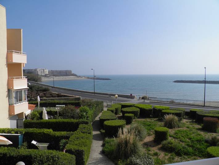 Gîte pour 4 personnes, avec terrasse dans Plage de La Corniche - 3