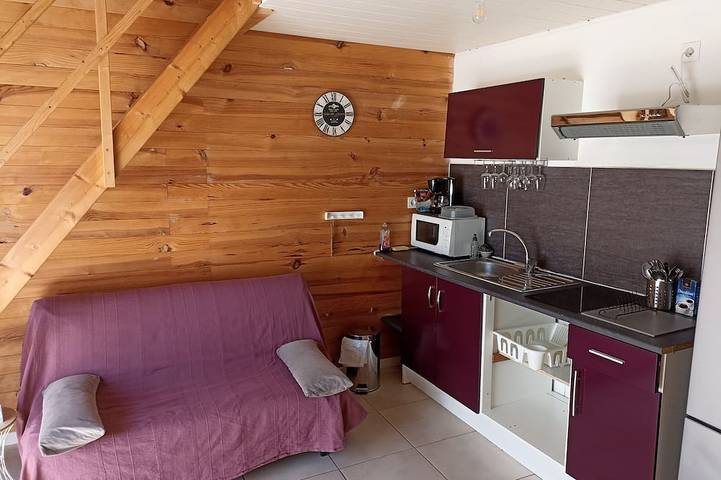 Gîte pour 3 personnes, avec jardin à Saint-Geniès-de-Malgoirès