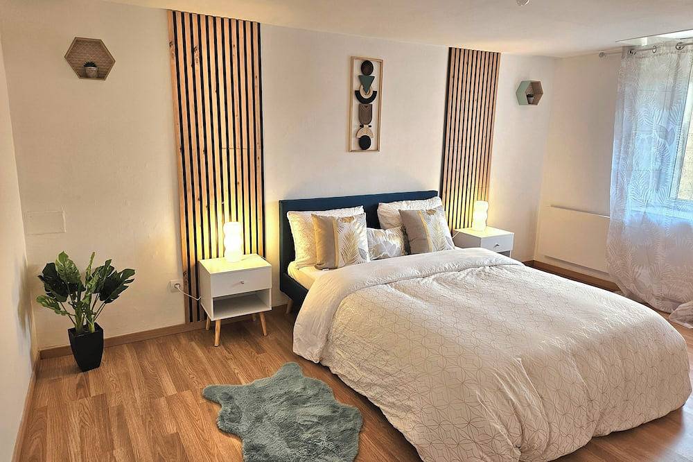 Apartamento entero, Spacious and charming 47 m2 apartment in Charleville-Mézières, Ardenas