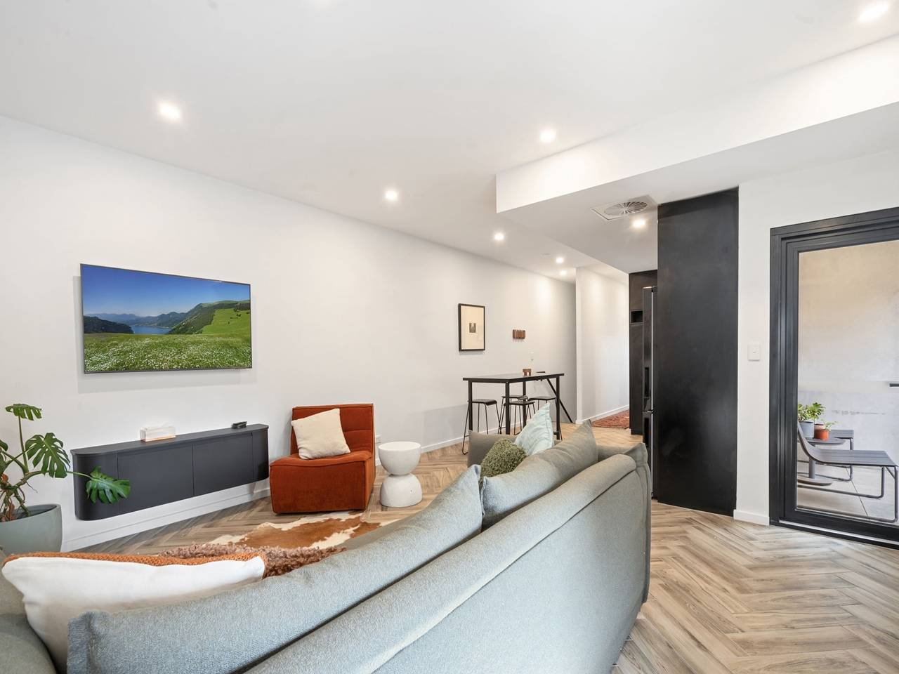 Ganze Wohnung, Helles Kingston-Apartment mit Zugang zum Balkon in Kingston (Canberra), Canberra