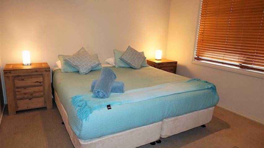 Holiday home for 10 people, with balcony and hot tub, with pets in Exmouth