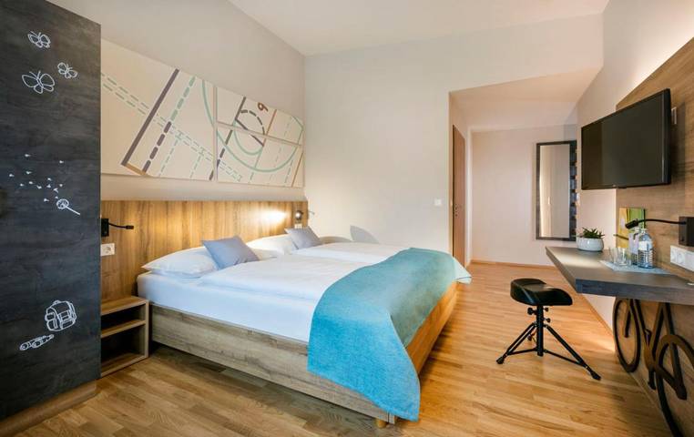 Hotel für 4 Personen, mit Garten und Sauna sowie Ausblick, mit Haustier