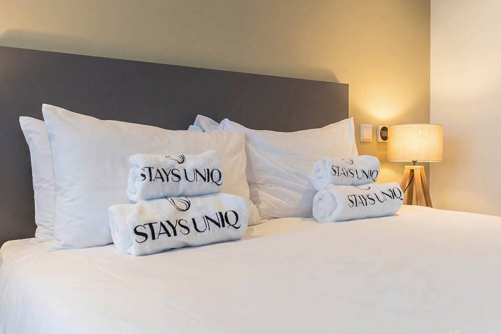 Geheel appartement, 6th Floor Mercury Suite Apartment with Pool Access in Paceville, San Giljan