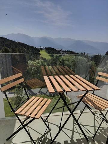 Gîte pour 4 personnes, avec balcon et vue à Égat