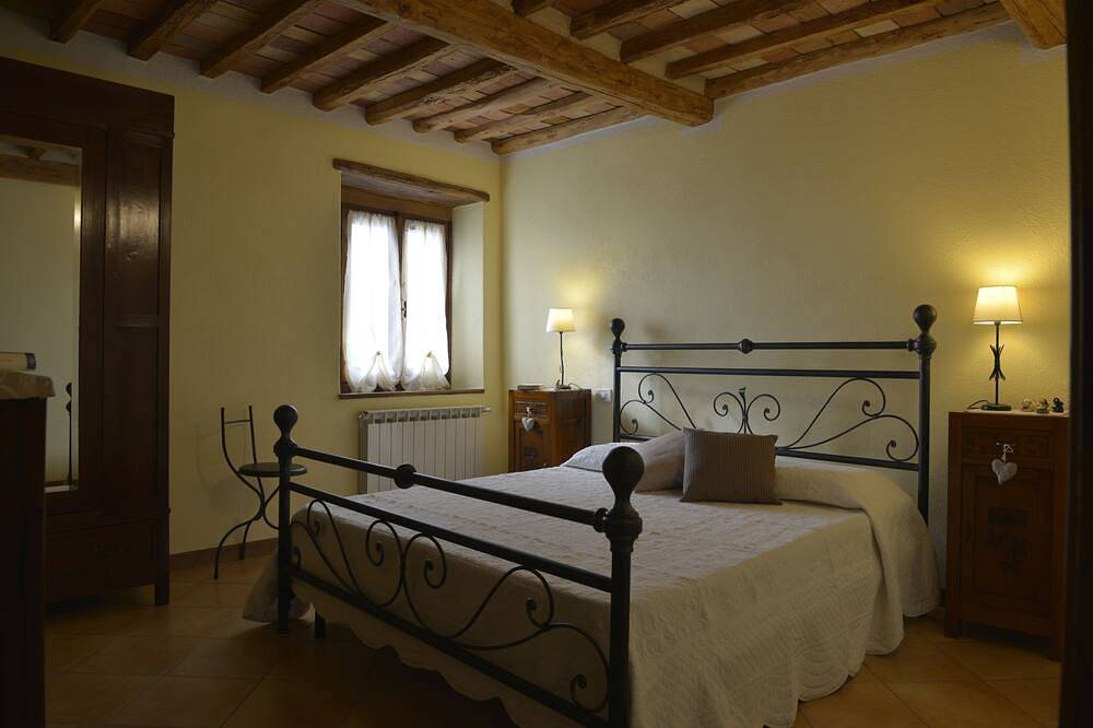 Last-Minute!!Teil des rustikalen in Hill Sea View mit privatem Pool in Massarosa, Italienische Riviera