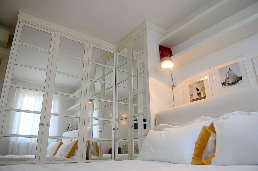 Olive Beach Forte dei Marmi. Cozy designer villa a few steps from the sea in Forte dei Marmi, Italienische Riviera