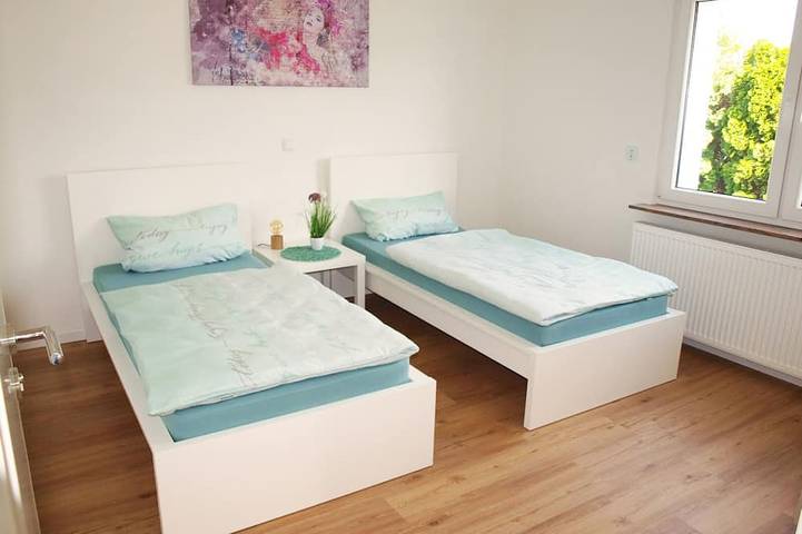 Entire apartment, Nice apartment centrally located in the Rhine-Main area in Schöneck, Main-Kinzig-Kreis