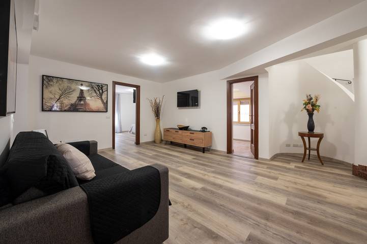 Ganze Wohnung, Villa 'Carola Piano Terra' mit Gemeinschaftspool, Wlan und Klimaanlage in Torre Colonna-Sperone, Altavilla Milicia