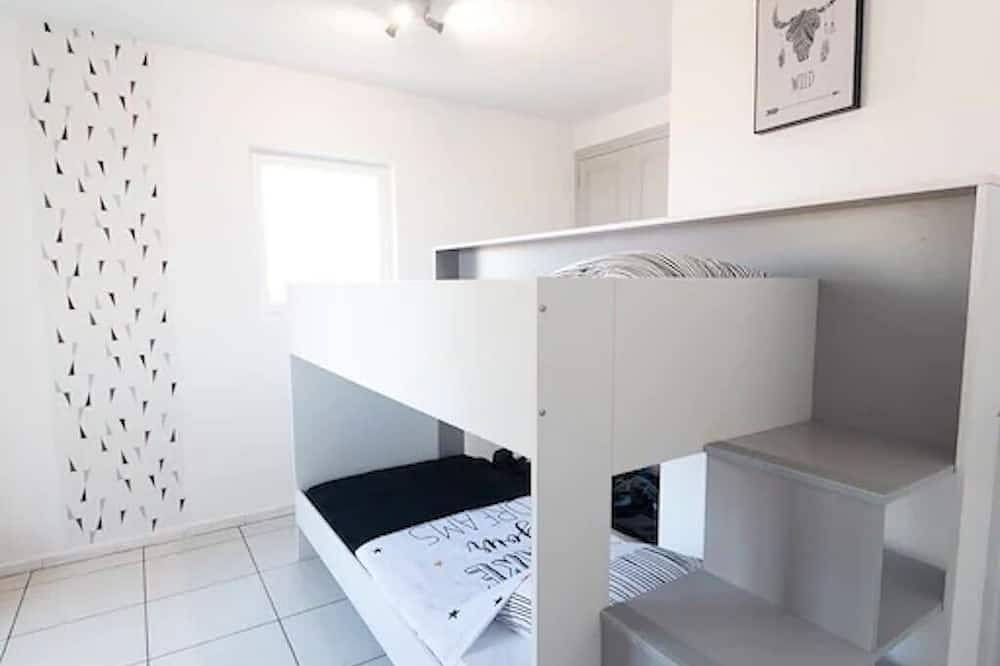 Porticcio centre : vue mer, piscine privée chauffée in Porticcio, Grosseto-Prugna