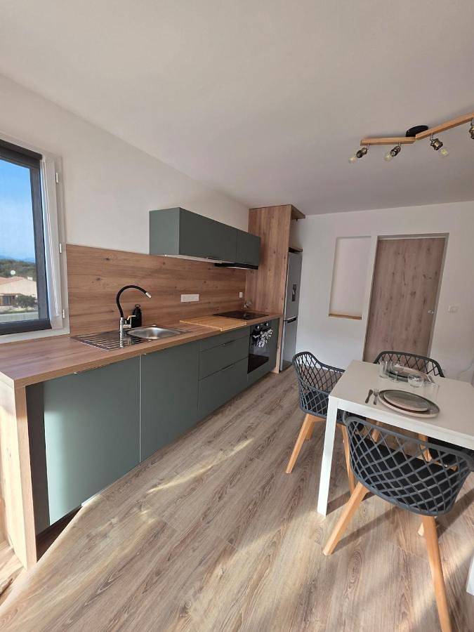 Appartement de vacances pour 4 personnes, avec terrasse, animaux acceptés