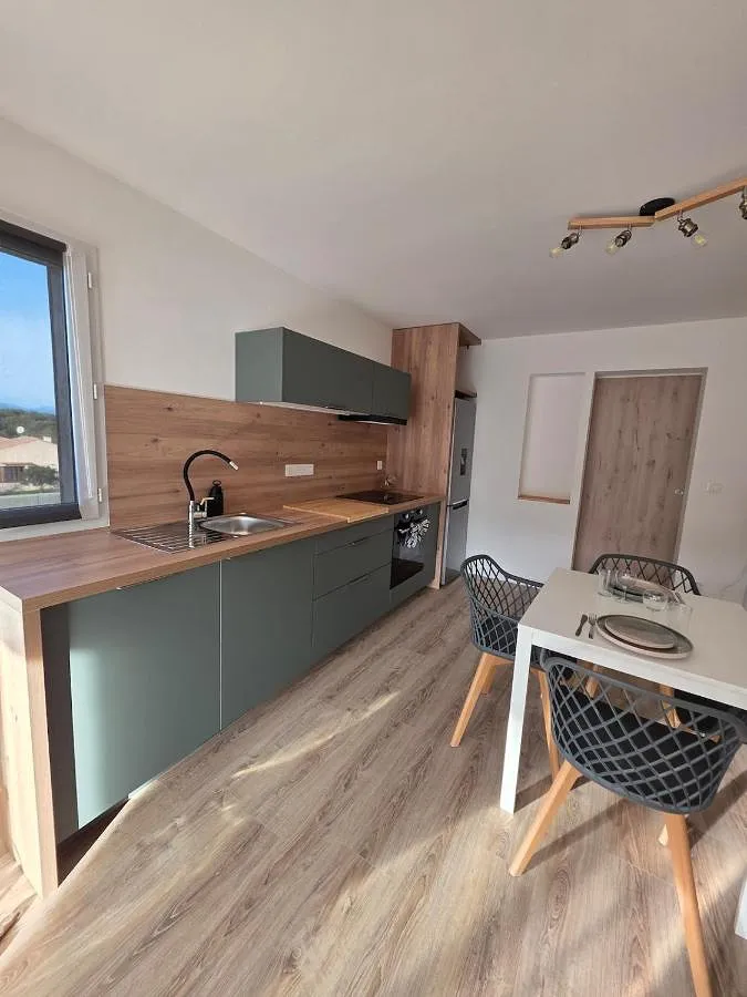 Apartamento de vacaciones para 4 personas, con terraza y jardín, Se admiten mascotas - 1