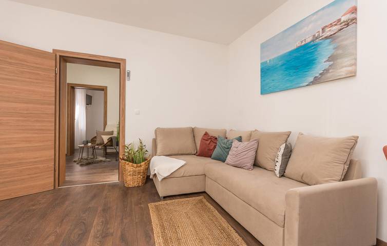 Gîte pour 4 personnes, avec terrasse à Biograd na Moru - 4