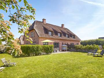 Ferienhaus für 6 Personen, mit Terrasse und Sauna sowie Garten in Utersum
