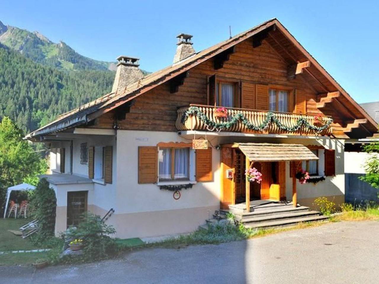 Chalet avec Balcon, Sauna et Vue sur les Montagnes - Animaux Acceptés in La Chapelle-d'Abondance, Les Portes du Soleil