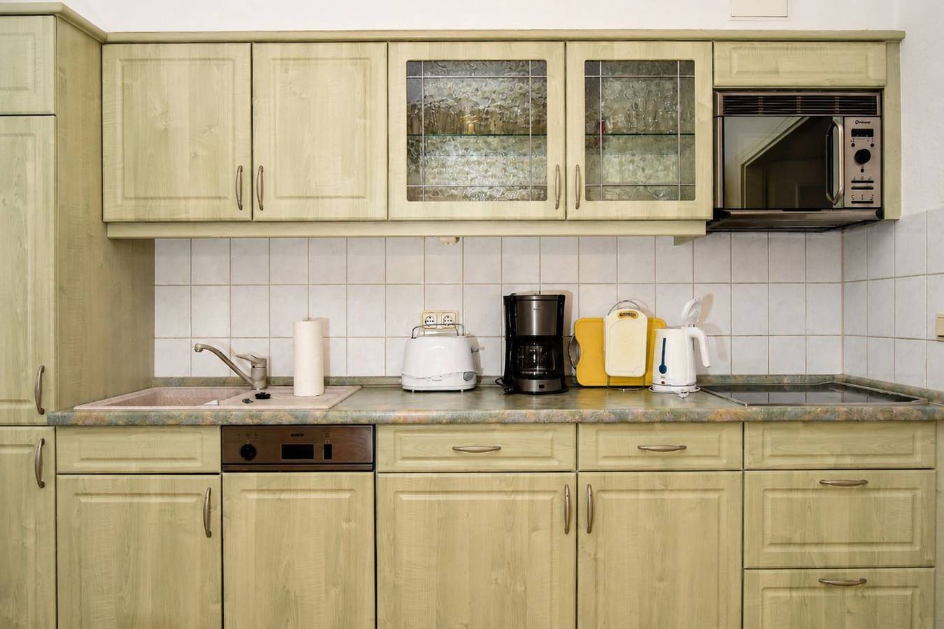Cały apartament, Komfortable Ferienwohnung mit Balkon und Tg Platz in Warnemünde Strand, Rostock