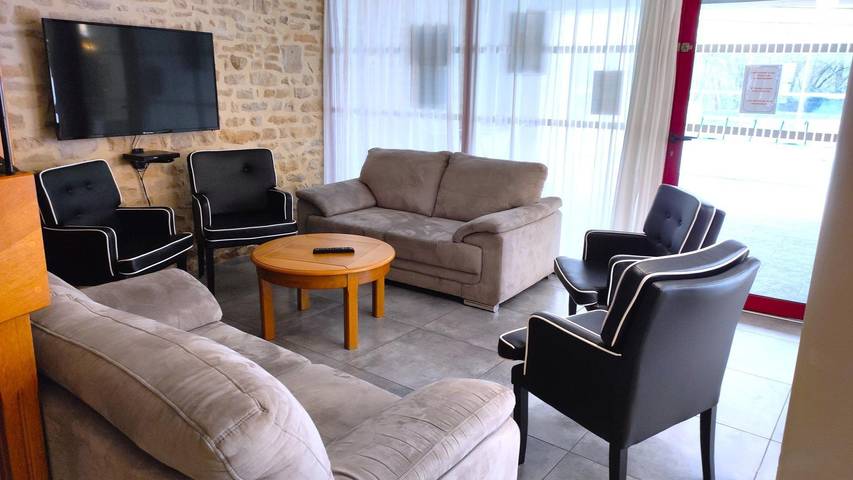 La Maison Du Forgeron in Douzy, Ardenas