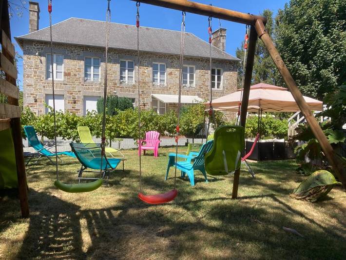 Gîte pour 11 personnes, avec jardin et sauna ainsi que jacuzzi et piscine à Le Loreur
