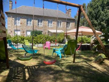 Gîte pour 11 personnes, avec jardin et sauna ainsi que jacuzzi et piscine à Le Loreur