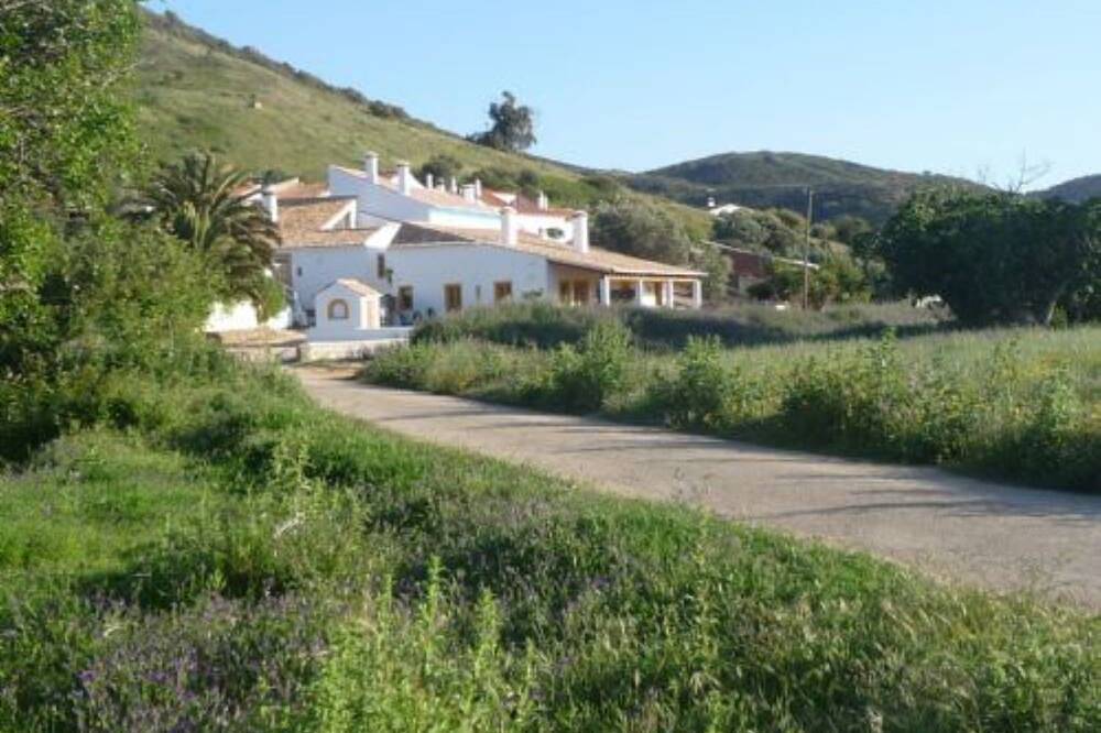 A Ruina Velha - sleeps up to 2 in Bordeira, Faro Distrikt