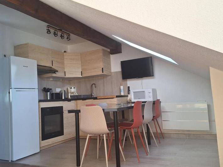 Gîte pour 6 personnes, avec Balcon et Terrasse ainsi que Piscine et Vue dans Office De Tourisme De Saint Sorlin D Arves