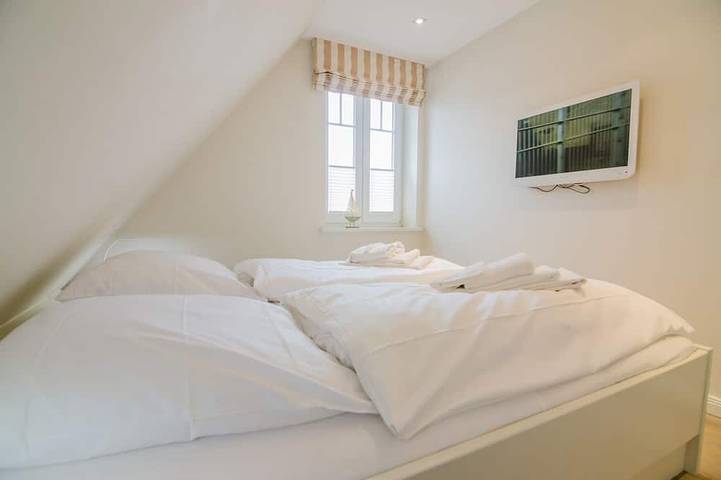Ganze Wohnung, 3-Zimmer-Ferienwohnung mit Balkon in Strandnähe. in Westerland, Sylt (Gemeinde)