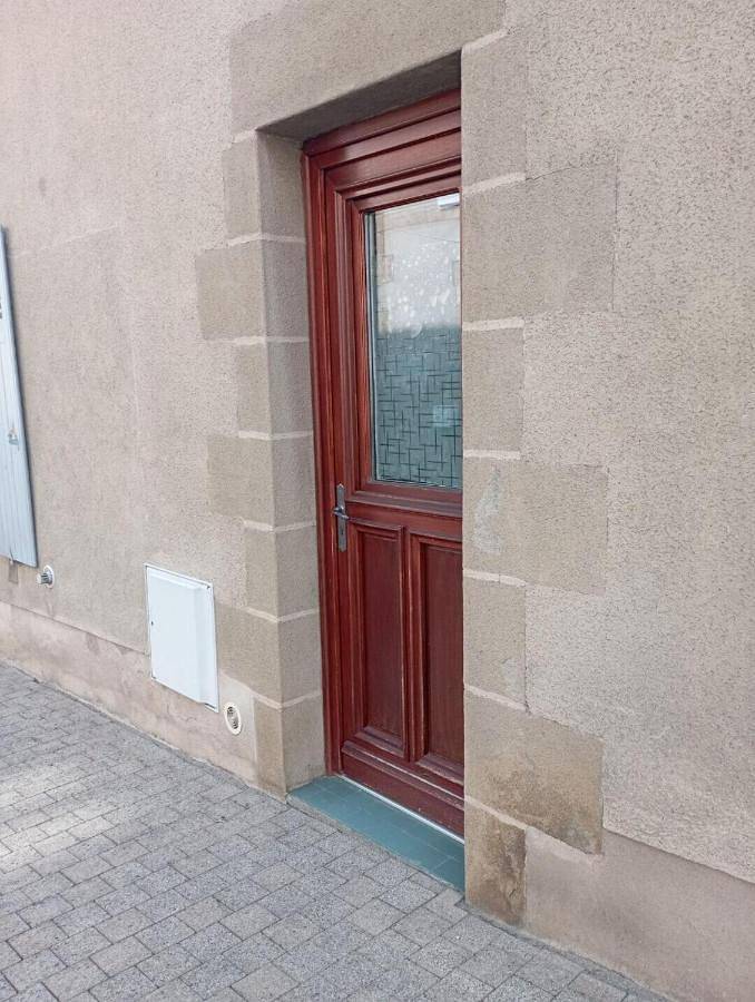 Gîte pour 3 personnes à Bourbon-l'Archambault - 4