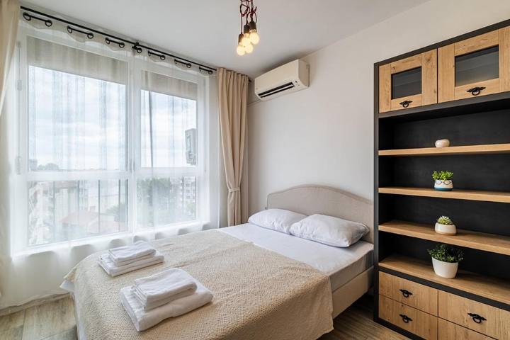 Ferienwohnung für 4 Personen, mit Ausblick und Balkon in Varna - 2