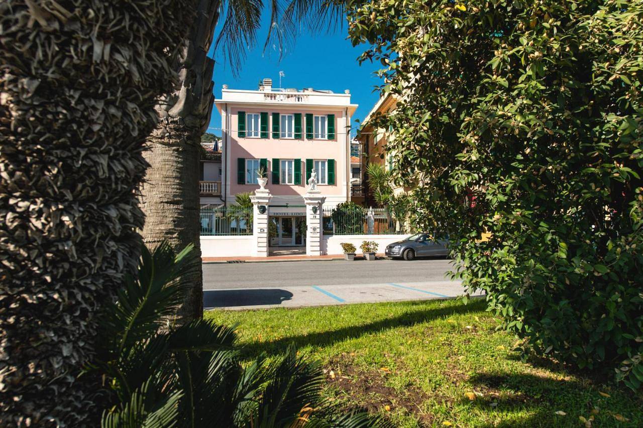 Hotel Lido in Varazze (City), Varazze