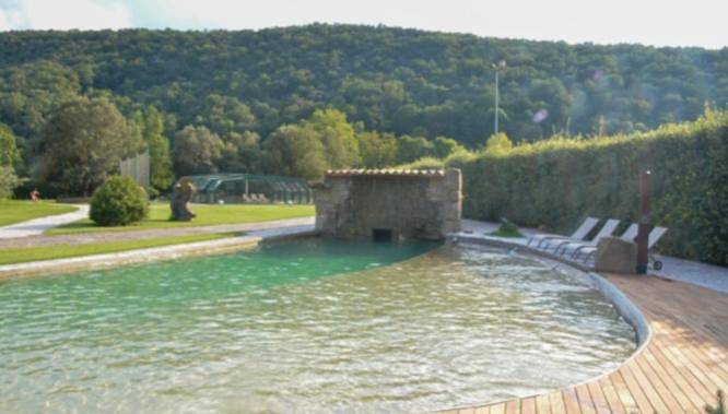 Location de vacances pour 4 personnes, avec jardin ainsi que piscine et vue à Olot - 2