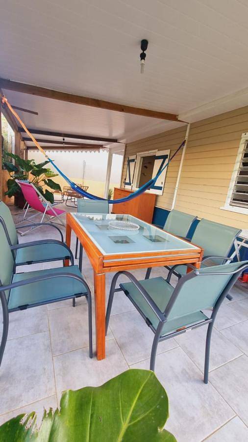 Location de vacances pour 4 personnes, avec jardin et vue, animaux acceptés à Saint-Esprit (homonymie) - 2