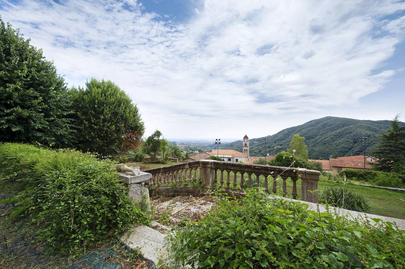 Ganze Wohnung, Wohnung in einer Villa in Valdilana, Walliser Alpen