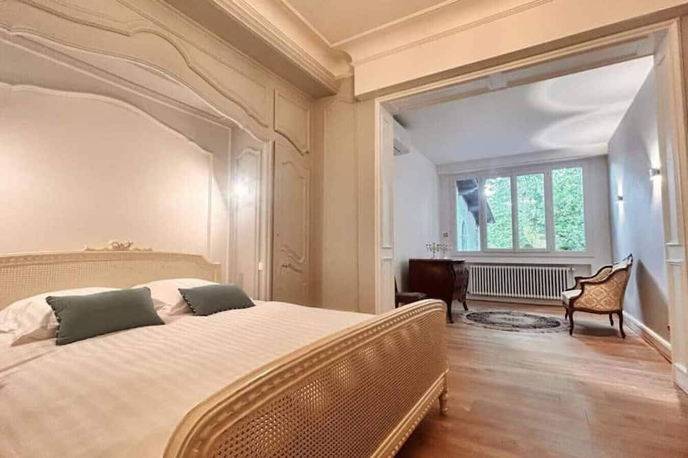 `Villa du Parc`*Parking*Proche centre*Calme in Montauban, Tarn-et-Garonne