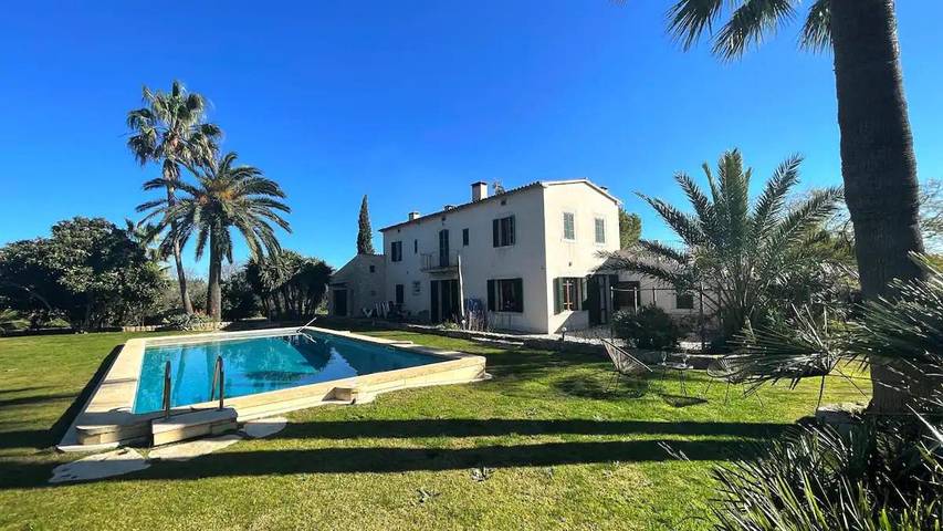 Ferienhaus für 12 Personen, mit Balkon und Terrasse sowie Garten und Kinderpool in Consell