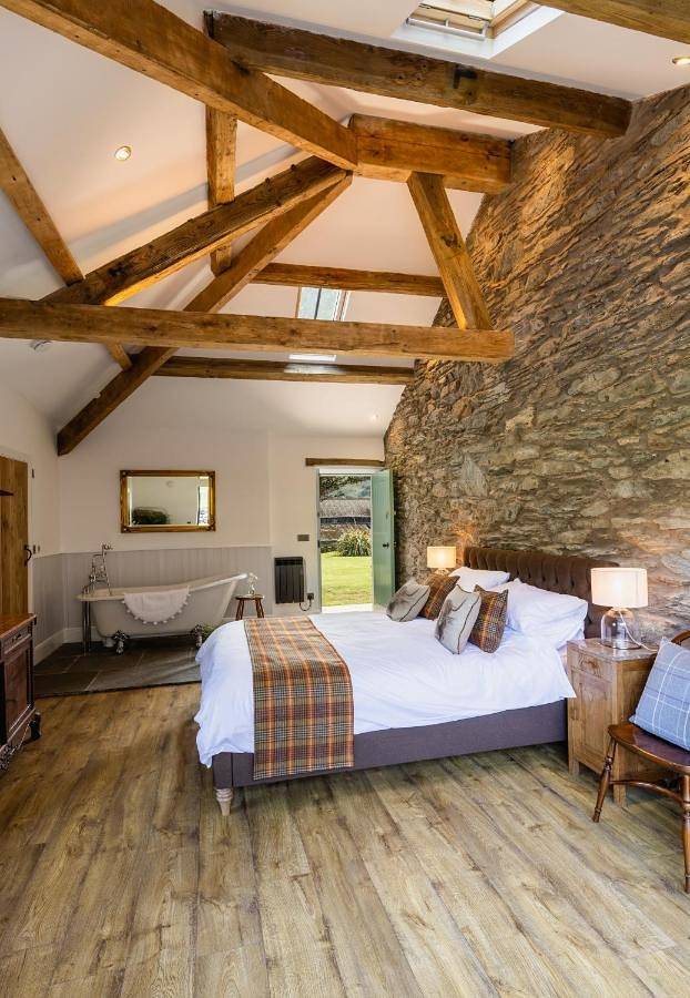 King Room with Mountain View in Lake District