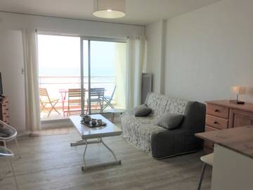 Apartment for 4 People in Saint-Gilles-Croix-de-Vie, Loire Valley, Photo 2