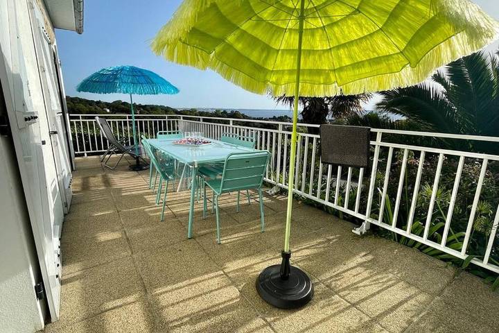 Location de vacances pour 8 personnes, avec jardin ainsi que terrasse et vue à Roscanvel - 3