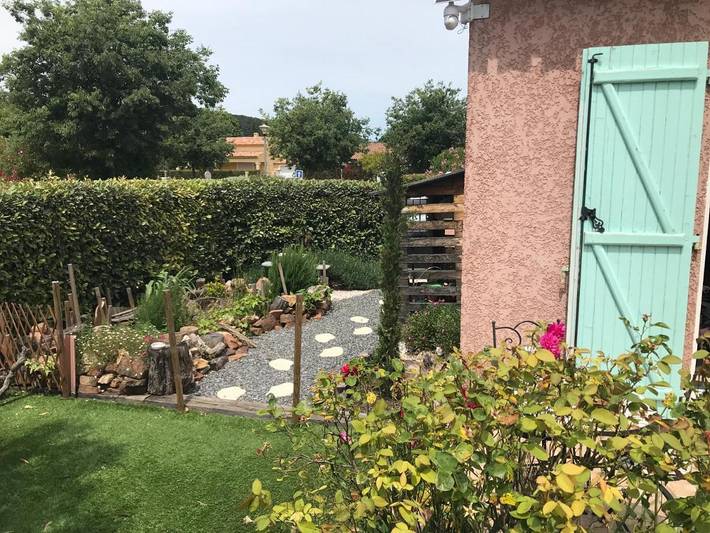 Maison d’hôte pour 2 personnes, avec piscine ainsi que jardin et vue à Le Luc - 2