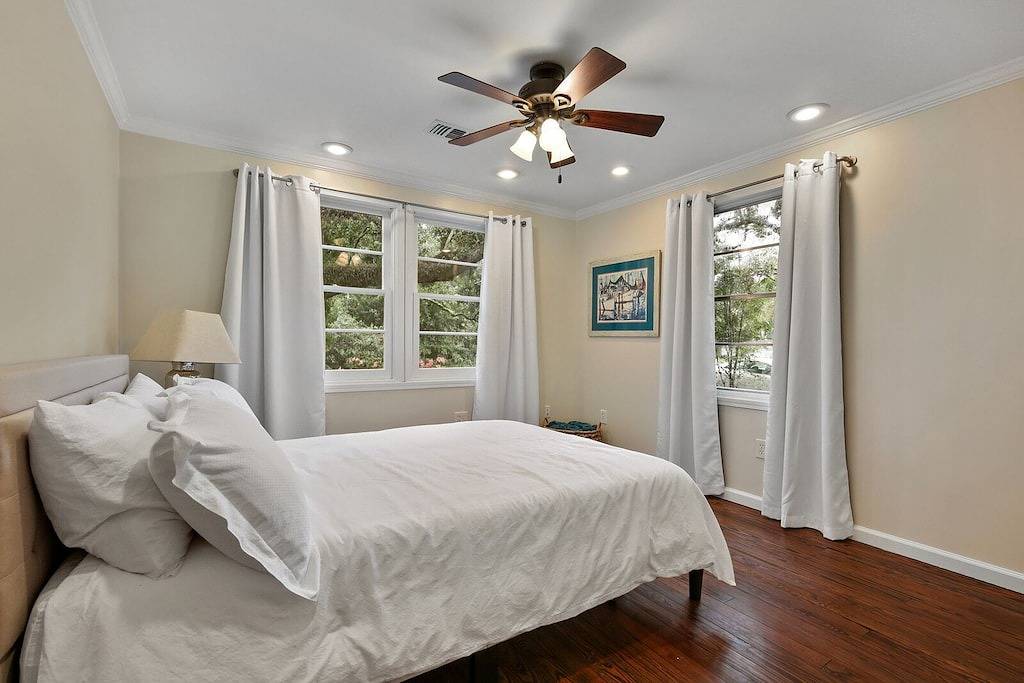 Cozy 2-bedroom cottage near Bay Saint Louis Harbor in Bay St. Louis, Mississippi Gulf Coast