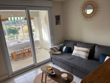 Gîte pour 4 personnes, avec balcon ainsi que vue et vue sur le lac, animaux acceptés dans Agay