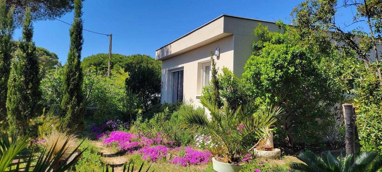 Villa Sunagde, Climatisée, proche Plage et Commerces in Grau-d'Agde, Agde