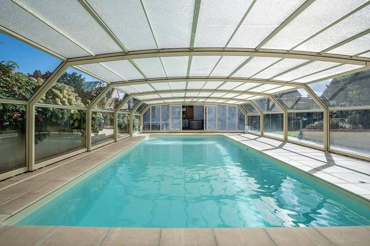 Location de vacances pour 12 personnes, avec Terrasse et Jardin ainsi que Piscine et Vue à Soings-en-Sologne