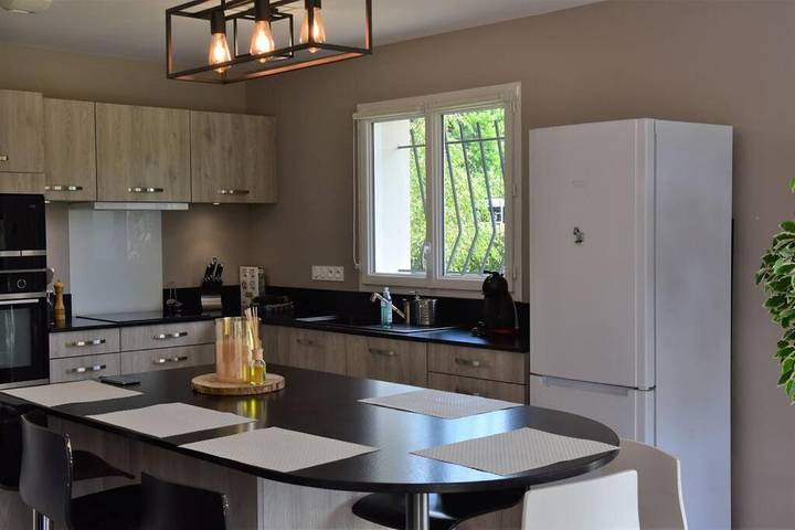 Location de vacances pour 6 personnes, avec piscine ainsi que terrasse et jardin, animaux acceptés à Bénesse-Maremne - 4