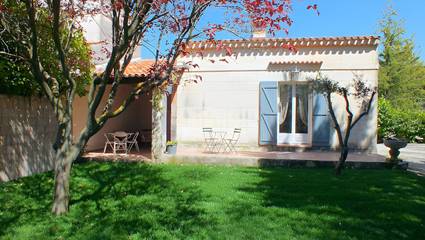 Gîte pour 4 personnes, avec jardin et terrasse, animaux acceptés à Saint-Cannat
