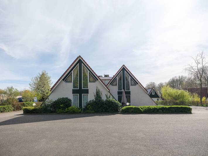 Ferienhaus für 16 Personen, mit Terrasse und Balkon/Terrasse in den Niederlande