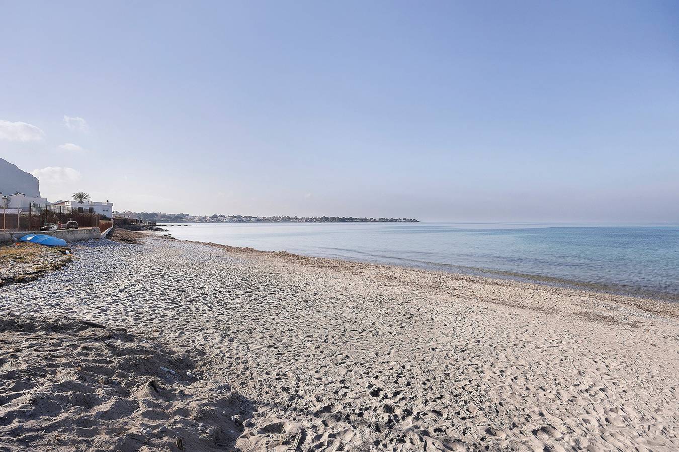 Appartement entier, Appartement 'Lido Azzurro Sea Mare' avec vue mer, Wi-Fi et climatisation in Villagrazia di Carini, Carini
