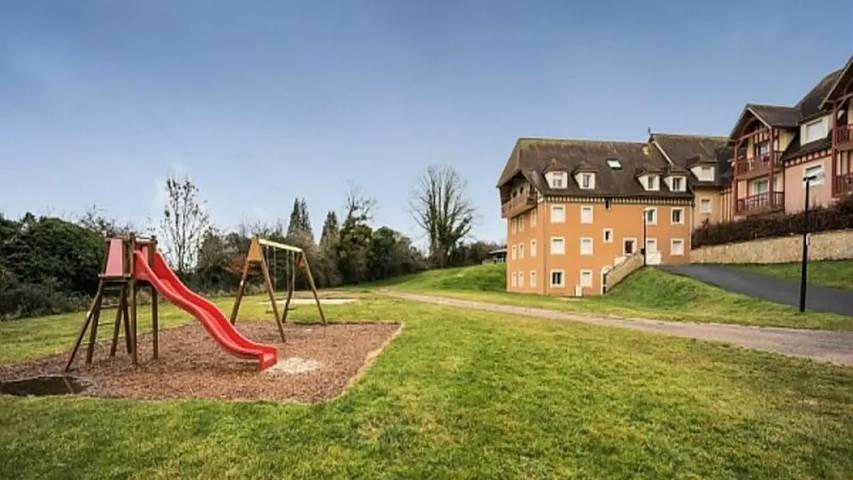 Gîte pour 5 personnes, avec terrasse à Saint-Arnoult - 4